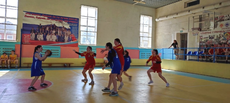 В Миллерово прошли соревнования по баскетболу
